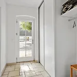 Amazing Apartment In Nimtofte With Wifi 아파트 *