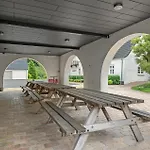 Apartment Beautiful In With Wifi